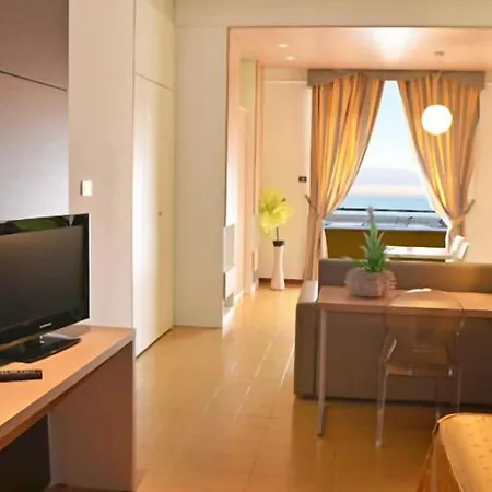 格兰德优尔酒店 3* Montesilvano Marina