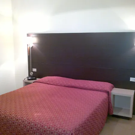 Grand Eurhotel Hotell 3*