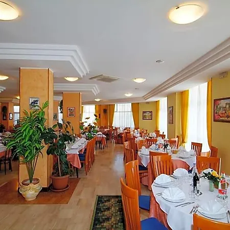 Grand Eurhotel Apartmanhotel Montesilvano Marina