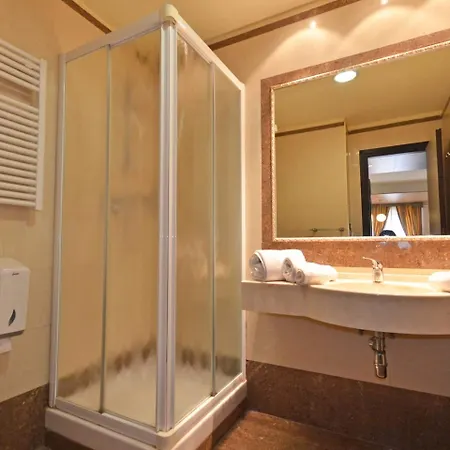 Grand Eurhotel Aparthotel