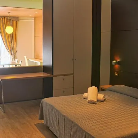 Grand Eurhotel ホテル 3*