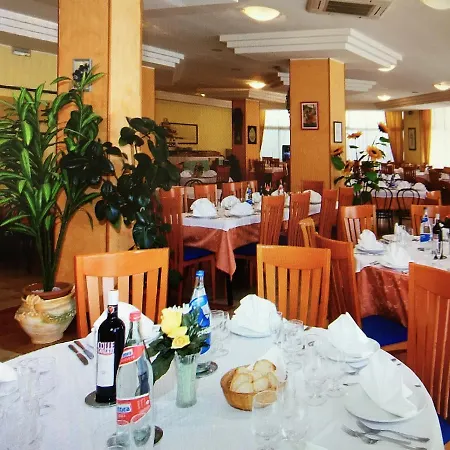 Grand Eurhotel Hotell 3*