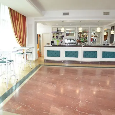 Apartmanhotel Grand Eurhotel Montesilvano Marina