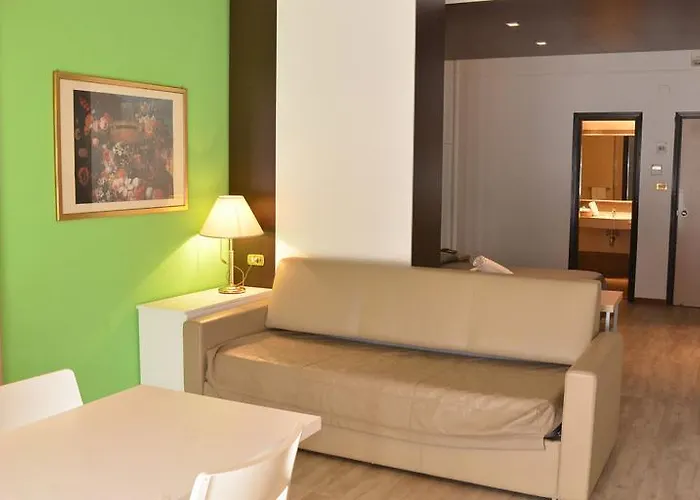 Отель Grand Eurhotel Монтесильвано