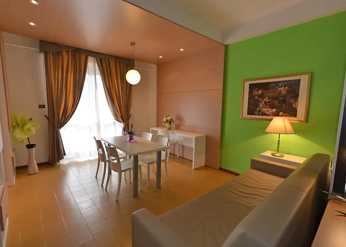 Отель Grand Eurhotel